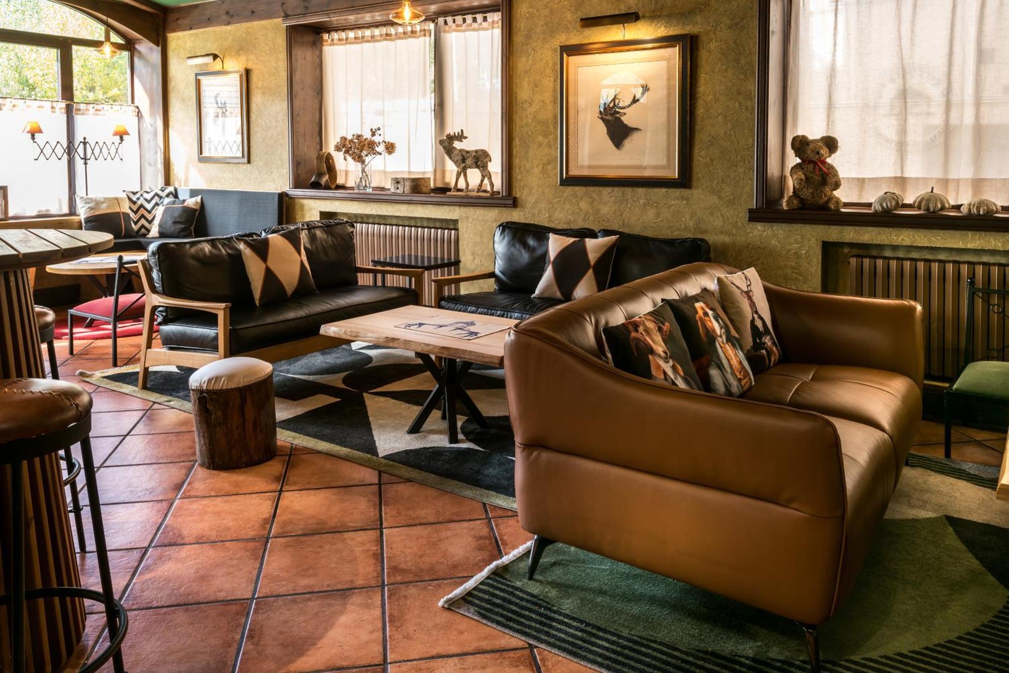 El Refugio De Aran Vielha Aparthotel מראה חיצוני תמונה