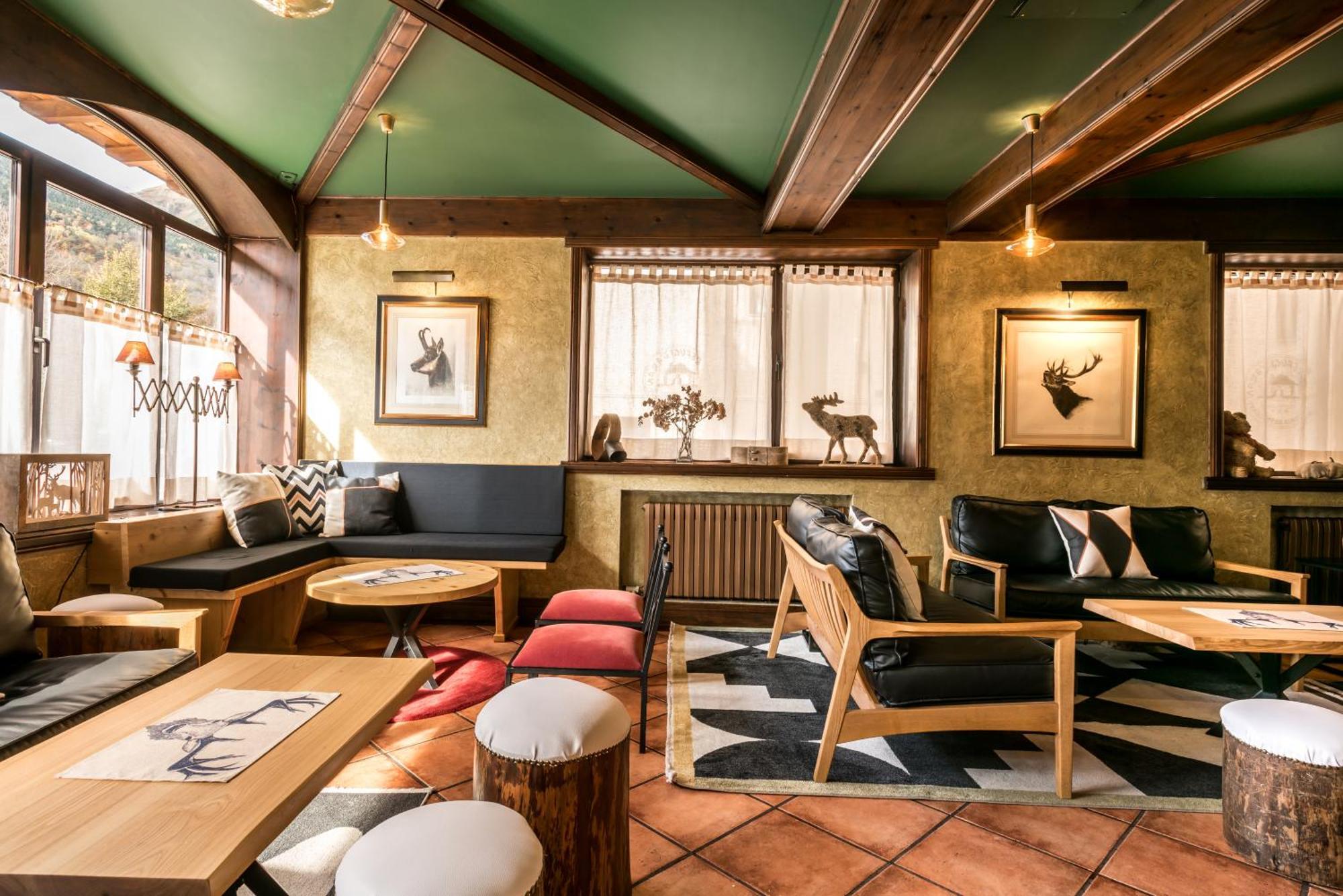 El Refugio De Aran Vielha Aparthotel מראה חיצוני תמונה