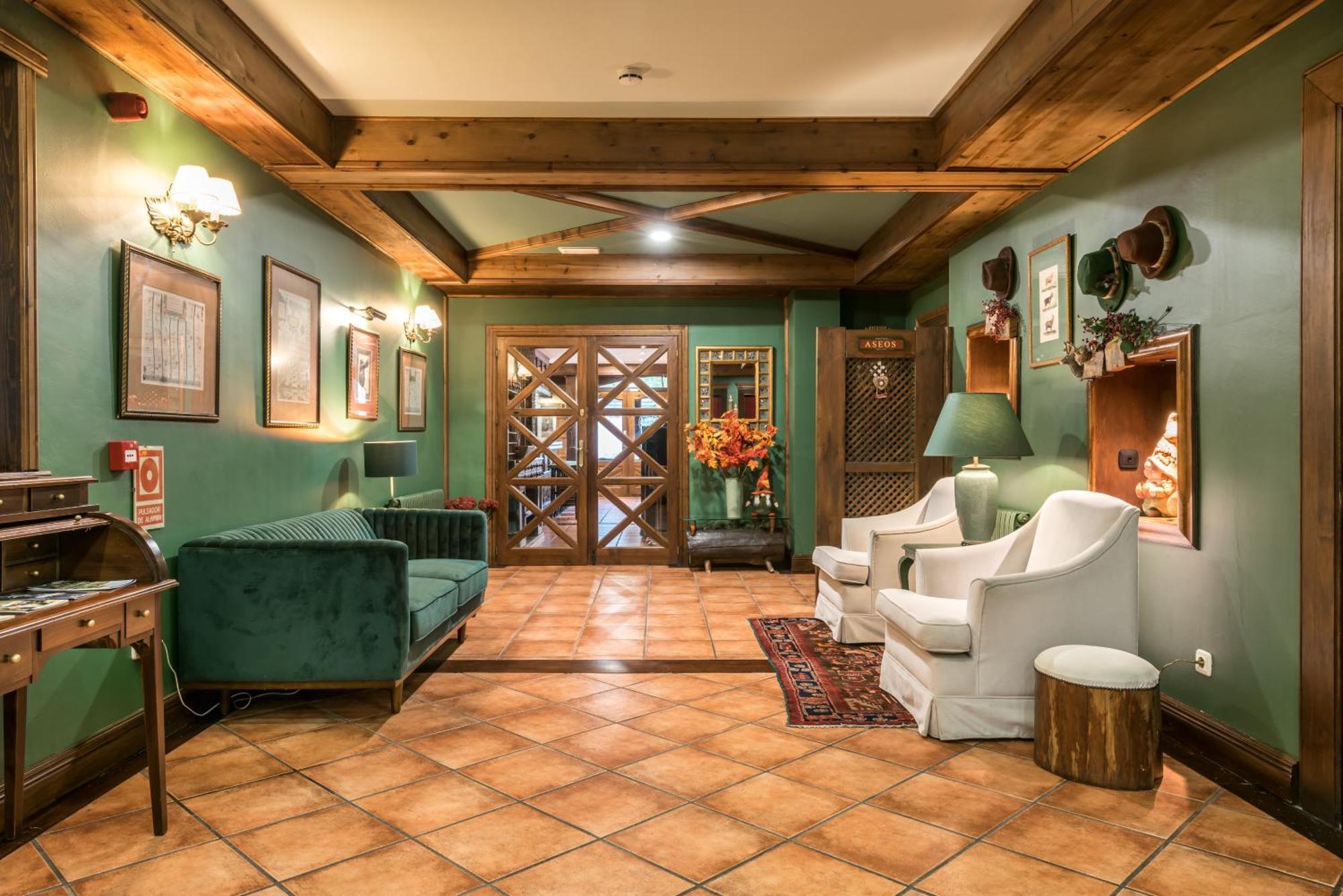 El Refugio De Aran Vielha Aparthotel מראה חיצוני תמונה